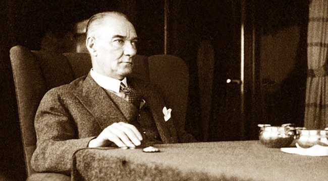 Atatürk'ü daha yakından tanımak isteyenlerin okuması gereken kitaplar